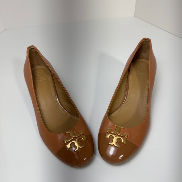 Tory Burch Tan Pumps with Stacked Heel size 7 - Picture 12 of 13